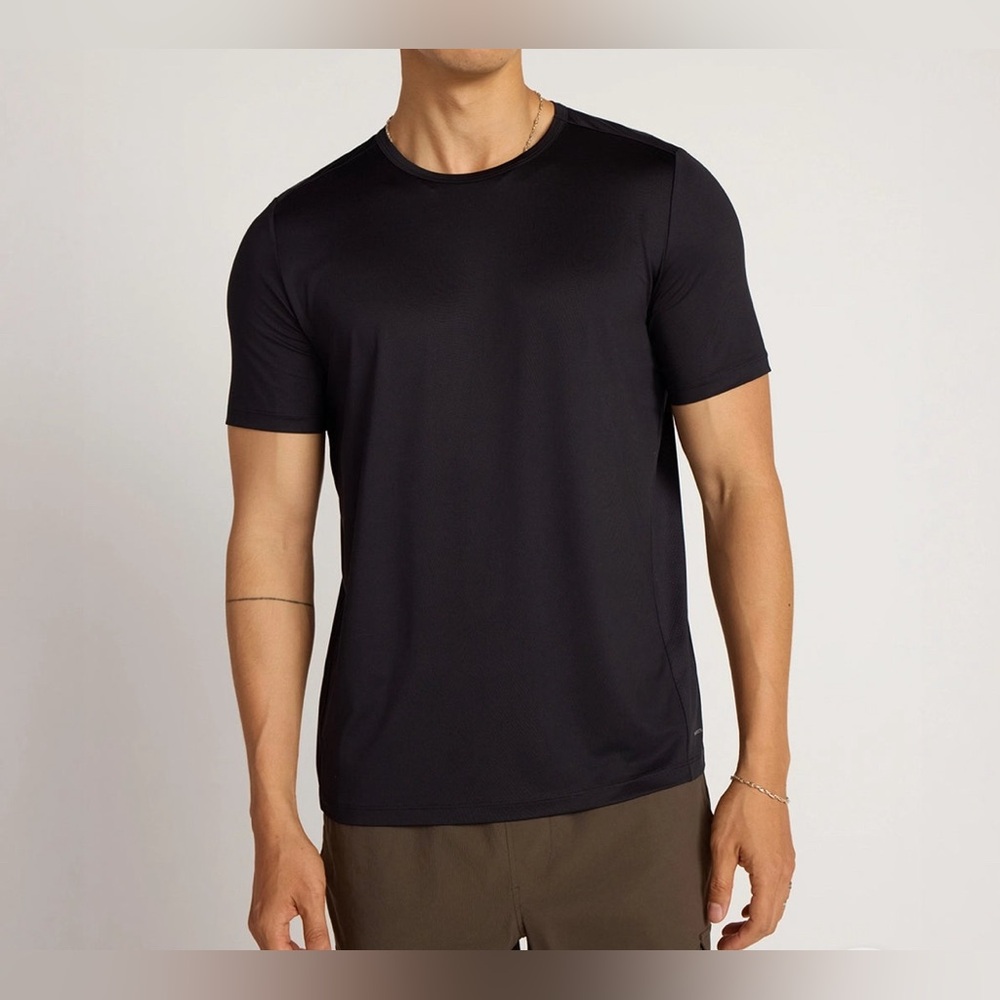 Mondetta Men's Mesh Back Active T Shirt Size Large Black . NWOT
